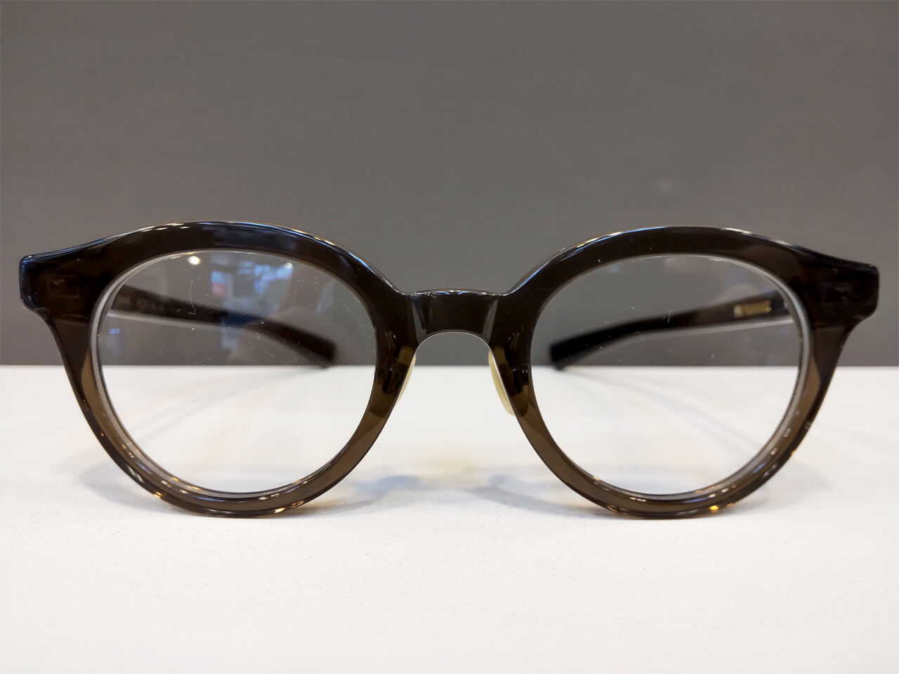 フォーナインズ　FN-02E（カラー： 82チャコール）