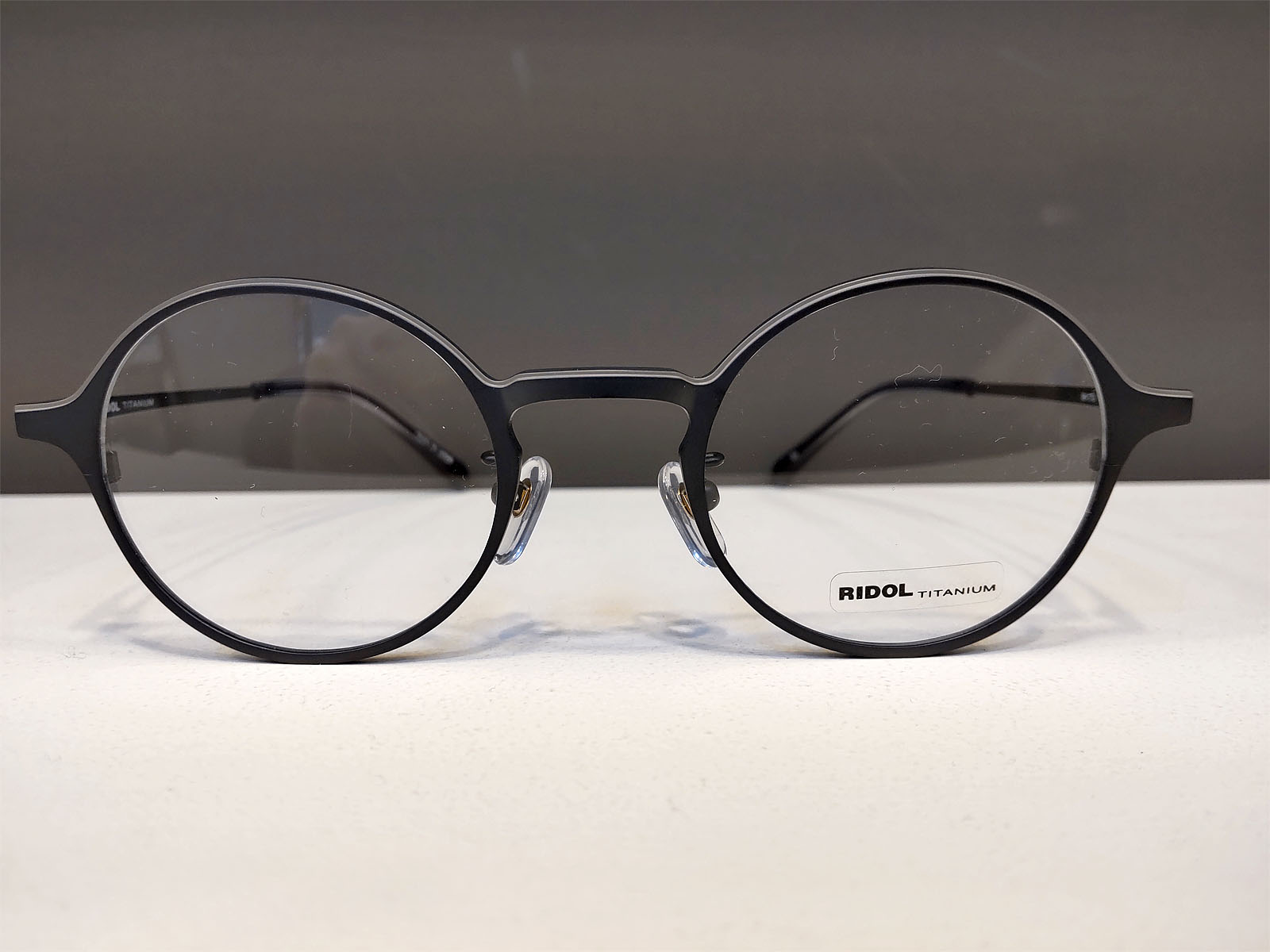 RIDOL R-170-08（08: IPマットブラック x マットイエローブラウン・限定カラー）