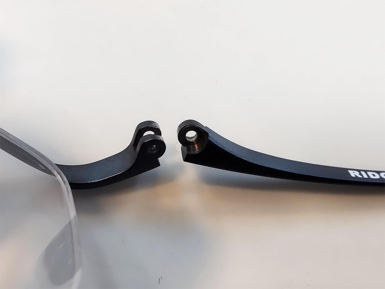 眼鏡の部品「スパルタ蝶番」のお話