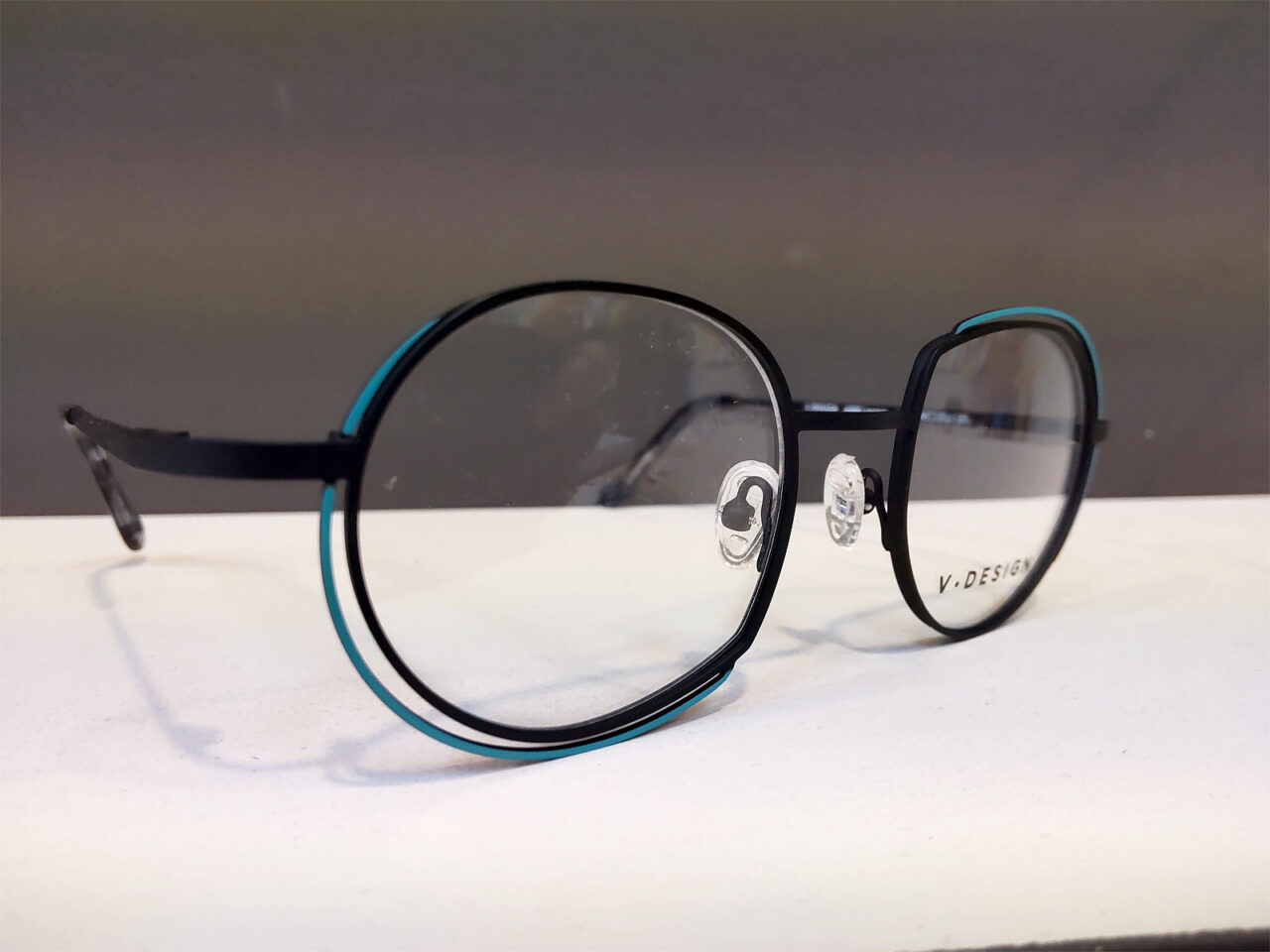 V.DESIGN 6000 (Leann) カラー：NO