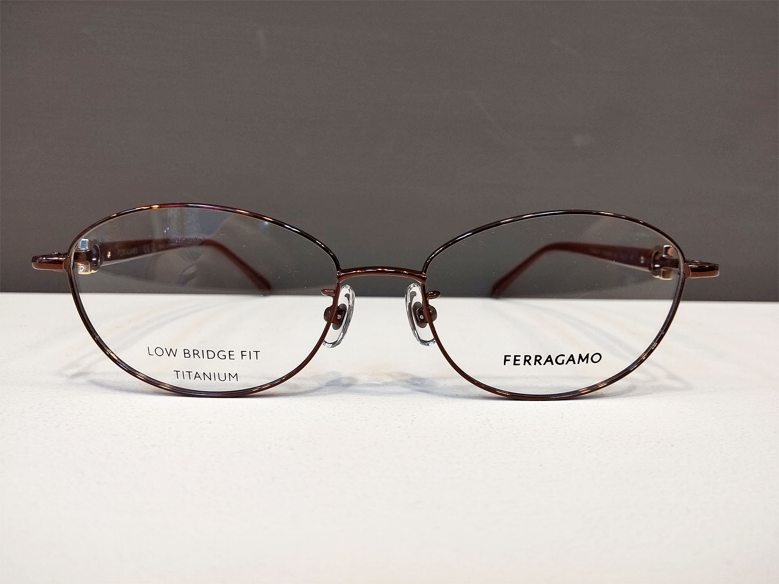 Ferragamo SF2590LB(カラー：603)