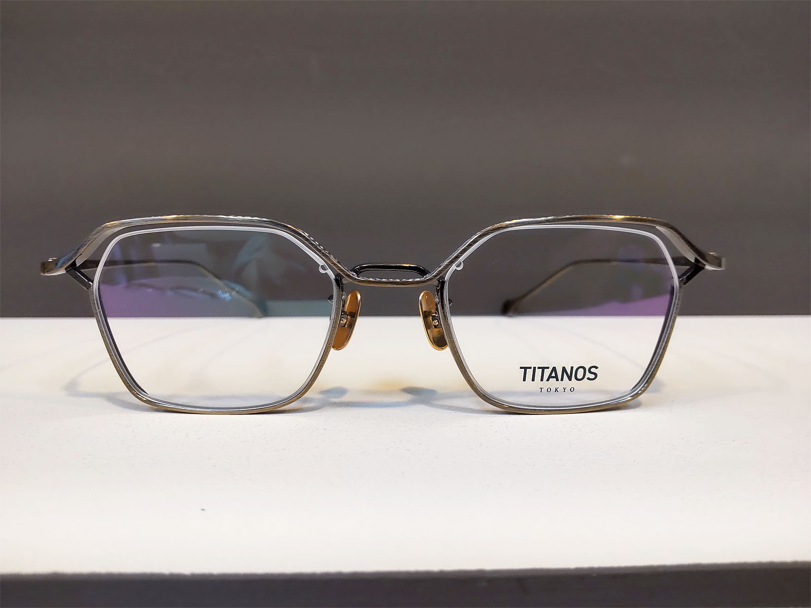 TITANOS TOKYO TT009(カラー：02)